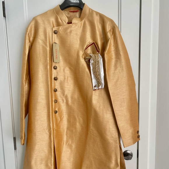 Gold & Maroon Sherwani Indian Pakistani Bollywood Suit Traditional Size 44 - Picture 3 of 7